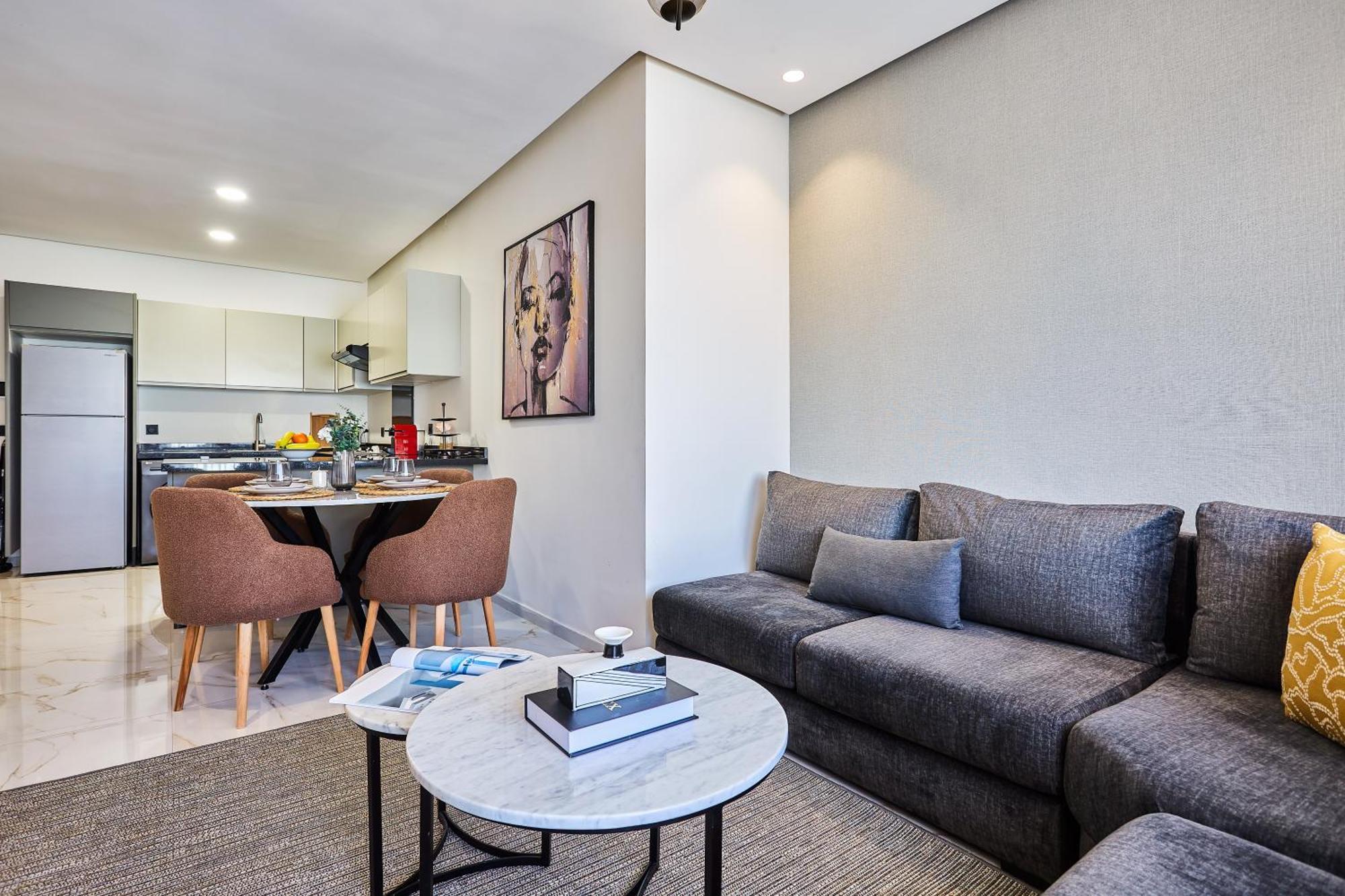 Sleek And Modern 2-Bed Unit In Downtown Casa Apartman Casablanca Kültér fotó